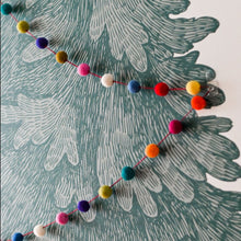 Charger l'image dans la galerie, Autocollant mural - Le sapin a des boules